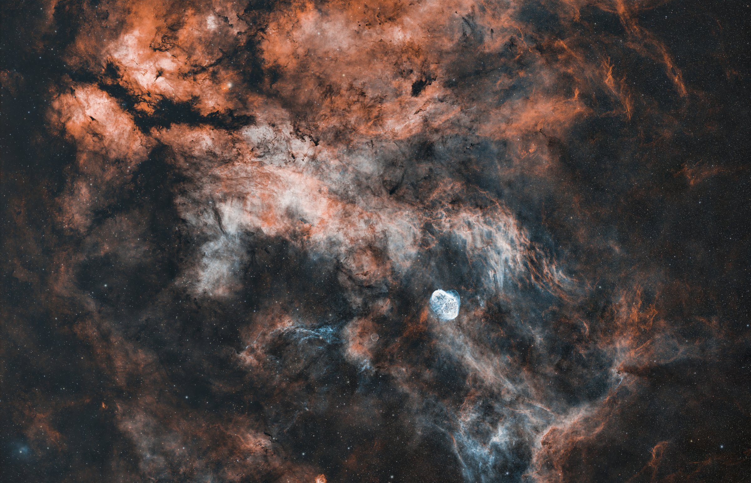 Crescent Nebula Widefield